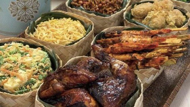 Lama menetap di Belanda, membuat saya kangen dengan makanan Indonesia, apalagi di bulan Ramadan seperti sekarang ini. Yuk berburu makanan Indonesia di Belanda.
