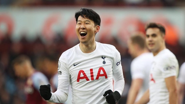 Tottenham Hotspur meraih kemenangan telak 4-0 atas Aston Villa yang diwarnai hattrick Son Heung-min pada pekan ke-32 Liga Inggris.