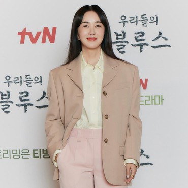 Uhm Jung Hwa Comeback, Siap Bintangi Drama Romcom 'My Precious Star'