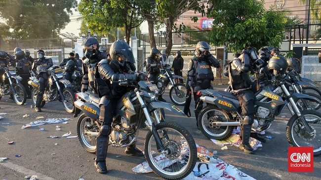 Sebanyak 2.364 personel gabungan dikerahkan untuk mengamankan demonstrasi yang digelar di depan Kantor KPU hingga depan Gedung DPR.