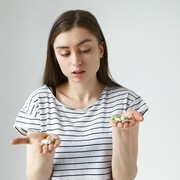 Ini Cara Mengonsumsi Obat Secara Rutin Selama Bulan Puasa, Tenang Nggak Bikin Batal Kok!