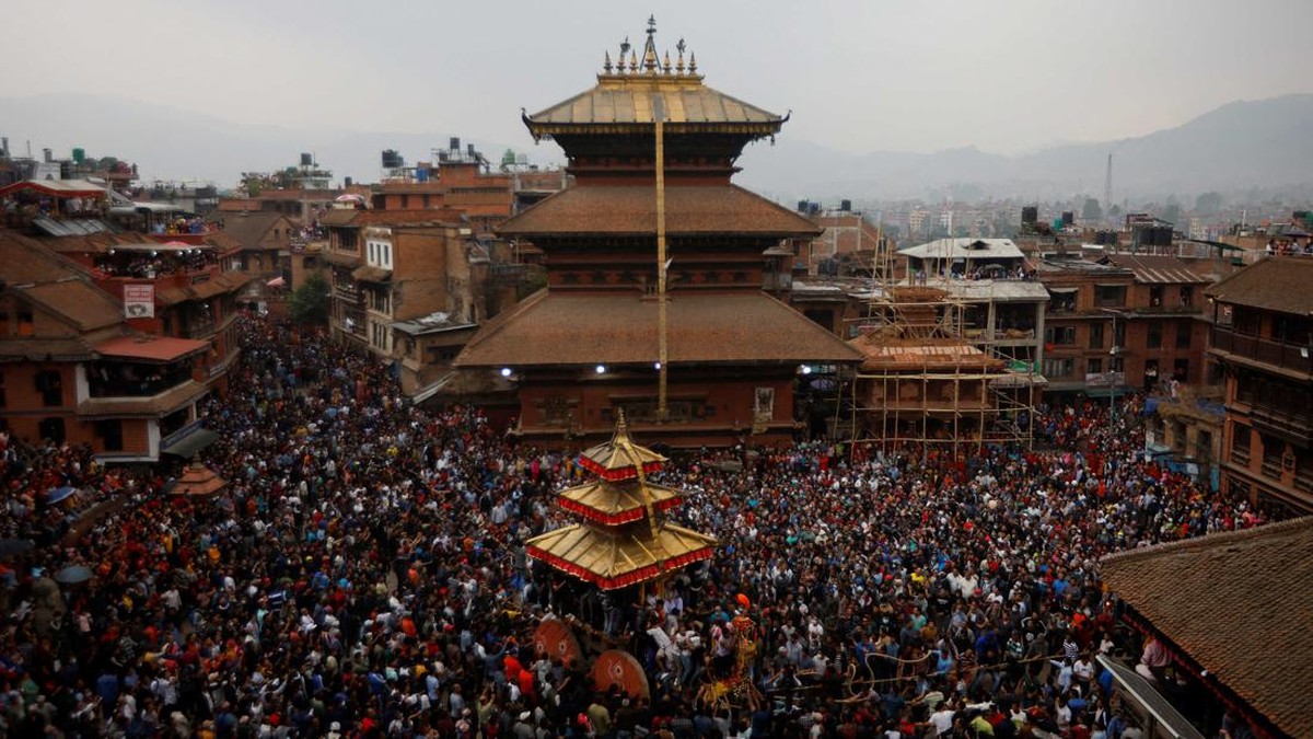 FOTO: Festival 9 Hari 8 Malam Rayakan Tahun Baru Bisket Jatra di Nepal