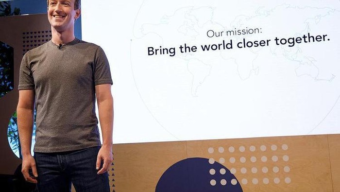 Meski Kaya Raya, Ini Alasan Orang Sukses Suka Pakai Baju yang Sama!