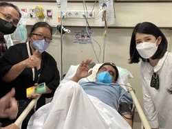 Pihak RS-Keluarga Akan Ungkap Kondisi Ade Armando Besok