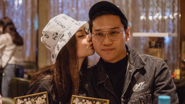 Indra Kenz dan Vanessa Khong Kemesraan Indra Kenz dan Vanessa Khong sebelum jadi tersangka