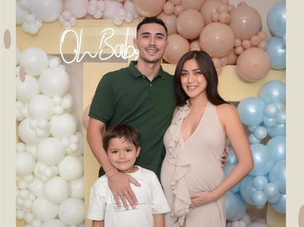 7 Potret Baby Shower Jessica Iskandar di Bali, Kejutan Bahagia dari Para Sahabat