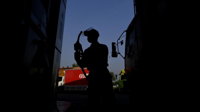 Dampak Ketegangan Iran-Israel pada Harga Minyak dan Kesiapan Indonesia Menghadapi Lonjakan BBM