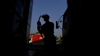 img-title Polisi Amankan 17 Ton Pertalite di Gudang BBM Ilegal Samarinda