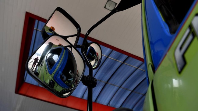 Blind spot bisa terjadi karena desain kendaraan, sikap pengemudi atau cuaca.