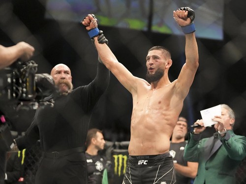 Khamzat Chimaev Buka Suara Soal Buru Rekor Tak Terkalahkan Khabib