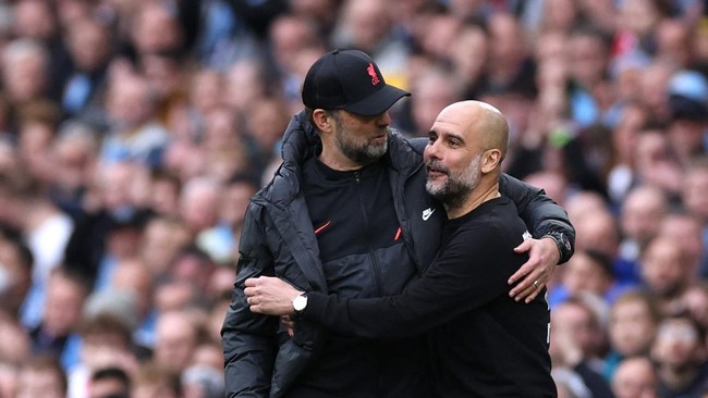 Jurgen Klopp meminta maaf atas kelakuan suporter Liverpool yang disebut melempar Pep Guardiola dengan koin dalam duel Liverpool vs Manchester City.