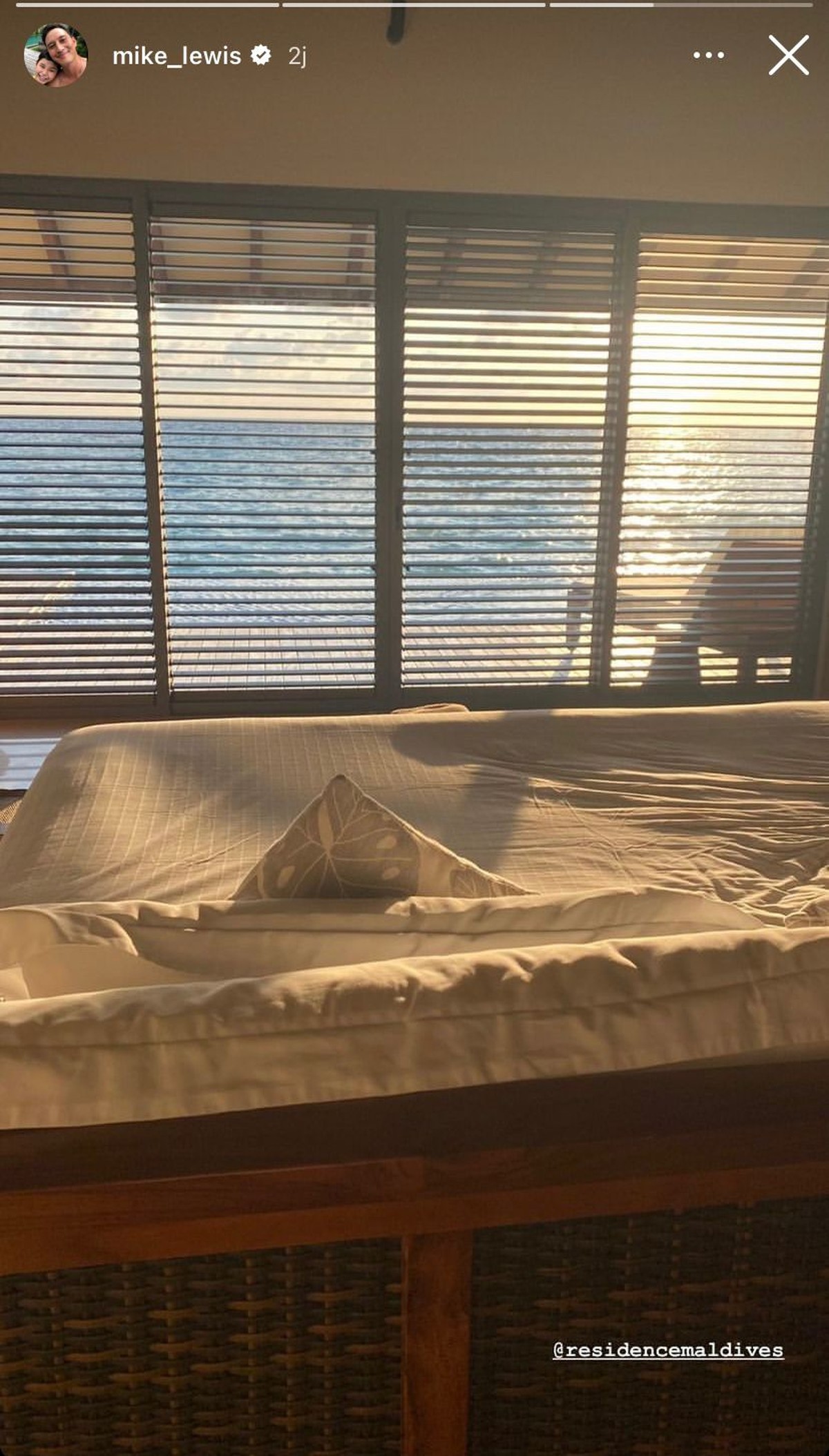 Mike Lewis dan Janisaa Pradja