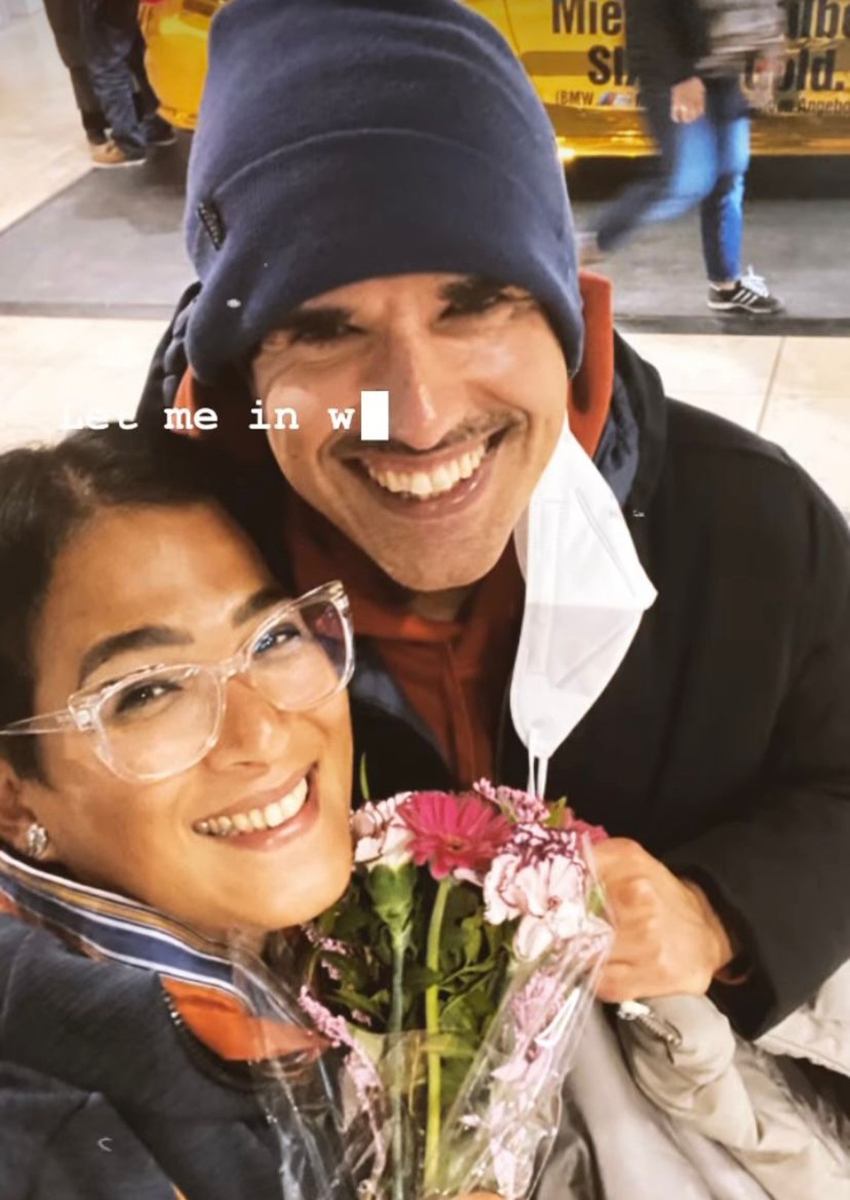 Oscar Lawata dan kekasih