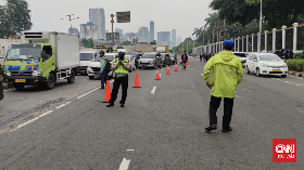Polisi Tutup Jalan Depan DPR Imbas Demo Mahasiswa