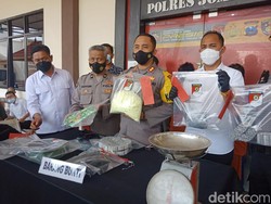 Produsen Petasan di Jombang Diringkus, 10 Kg Peledak-Ribuan Petasan Disita