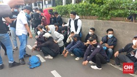 206 Orang yang Ditangkap Saat Demo 11 April Disuntik Vaksin Covid-19