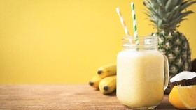 Resep Praktis Buka Puasa: Smothie Nanas Segar