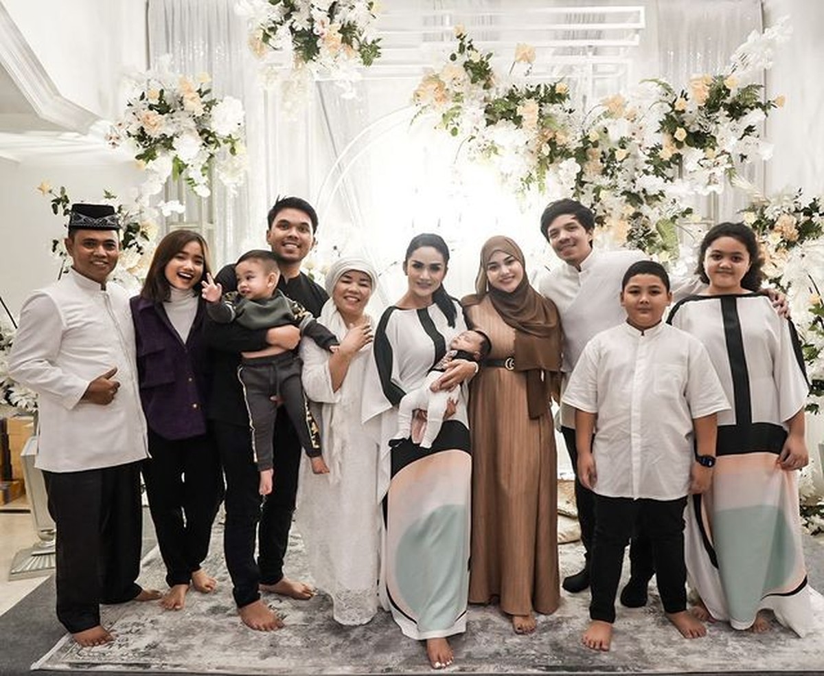 Momen syukuran rumah baru Thariq Halilintar