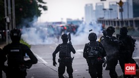 Simak Baik-baik, Ini Cara Mencegah dan Menghilangkan Efek Gas Air Mata