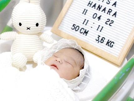 Fitri Tropica Melahirkan Anak Kedua, Ini Arti Nama Bayi Perempuannya