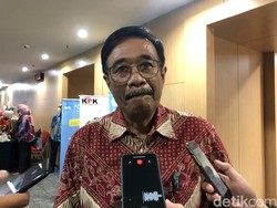Djarot Beri Nasihat ke Gibran yang Didorong Maju Pilgub