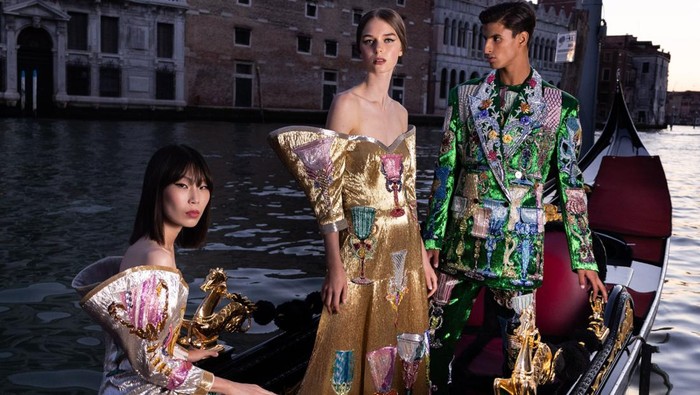 Tiara Cantik Dolce & Gabbana Ini Terjual Rp4,3 Miliar Cuma Bisa Dipakai di Dunia Maya, Begini Detailnya!