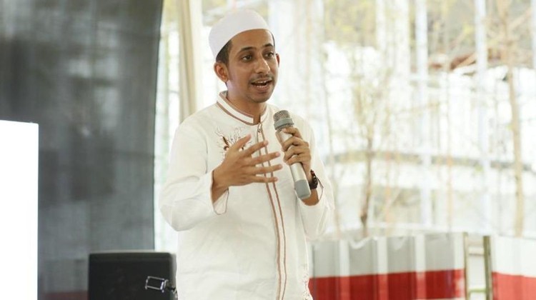 Habib Husein Ja'far Al Hadar Habib Husein Ja'far Al Hadar