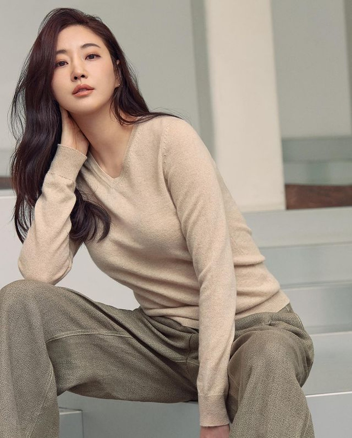 Miss Korea yang sempat jadi mantan tunangan Hyun Bin