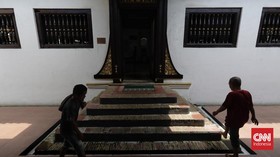 FOTO: Akulturasi Budaya di Masjid Jami Al Anwar Angke