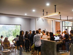 Ngabuburit di Ketinggian 1.500 Mdpl, Khayangan Eatery