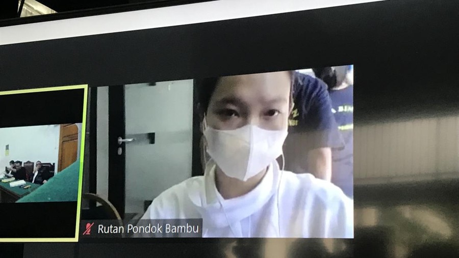 Eks ART Nindy Ayunda divonis enam bulan.
