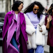 Tren Fashion Baru 2022, Coba Tampil Stylish dengan Busana Warna Ungu