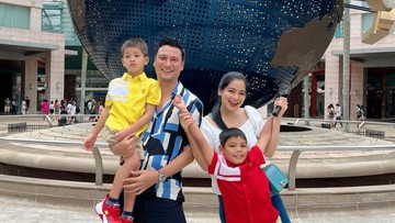 REAKSI NETIZEN PADA TITI KAMAL