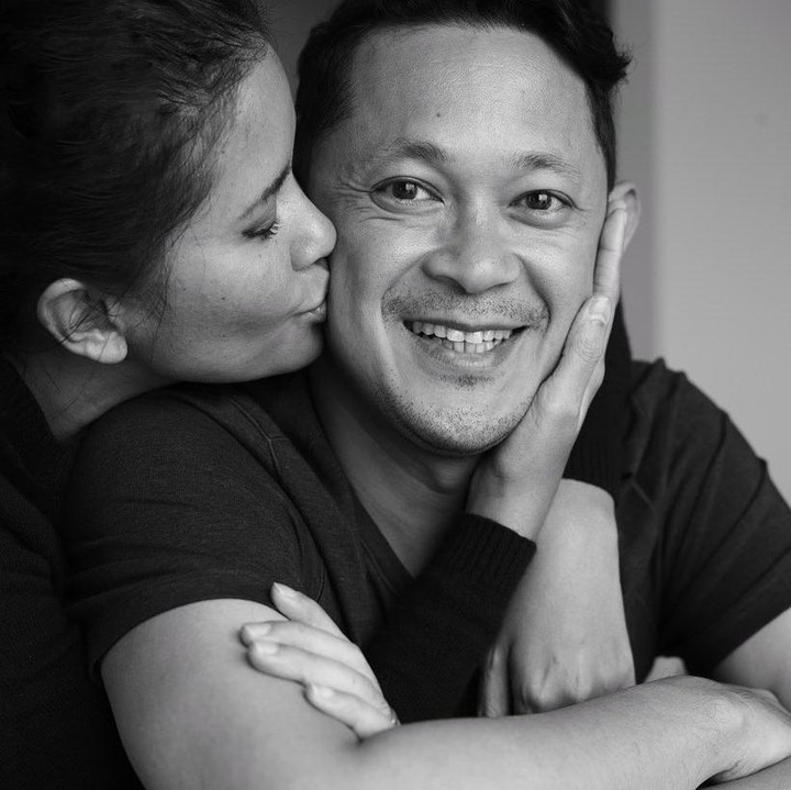 <p>Titi Radjo Padmaja atau yang dikenal Titi Radjo Bintang menikah dengan Adrianto Djokosoetono sejak 2016 silam, Bunda. (Foto: Instagram @titiradjopadmaja) <br /><br /><br /></p>