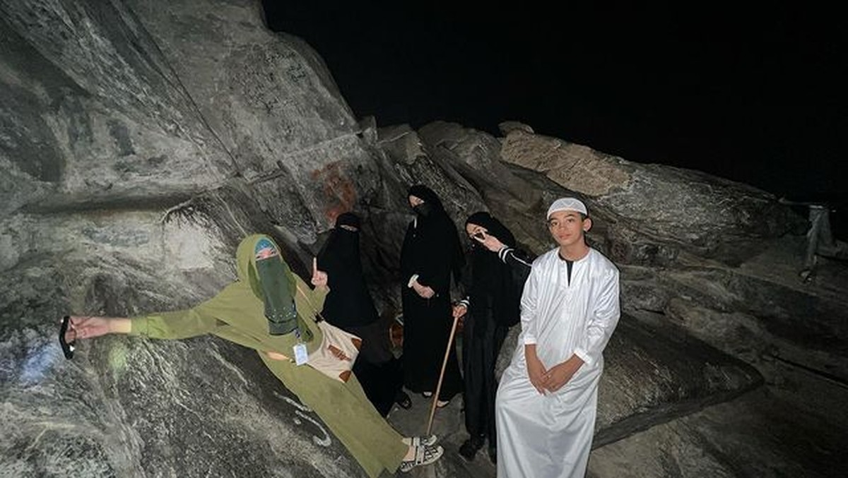 Ummi Pipik dan Ketiga Anaknya