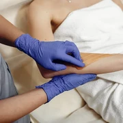 Sugaring dan Waxing Ternyata Berbeda, Mana yang Lebih Baik untuk Hilangkan Bulu Halus di Kulit Tubuh?
