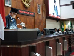 Akhir Masa Jabatan, Gubernur Aceh Minta Maaf ke DPRA