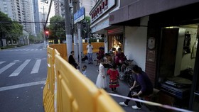 Risiko Covid Turun, 12 Juta Warga Shanghai Bisa Keluar Rumah