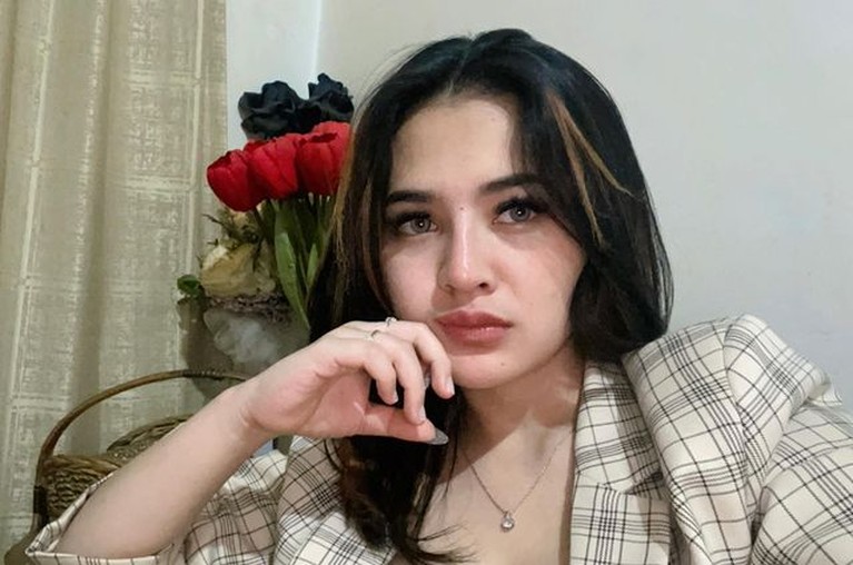 Iqlima Kim Iqlima Kim salah satu asisten pribadi Hotman Paris yang mengundurkan diri