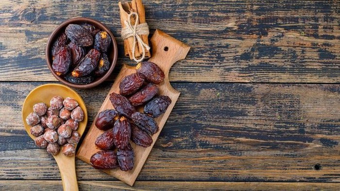 5 Resep Olahan Kurma Untuk Buka Puasa, Cara Bikinnya Gampang Banget! 5 Resep Olahan Kurma Untuk Buka Puasa, Cara Bikinnya Gampang Banget!