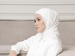 Jadi Single Mom Anak 3, Begini Parenting ala Olla Ramlan