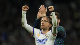 Viral Assist Kaki Luar Ajaib Modric di Madrid vs Chelsea