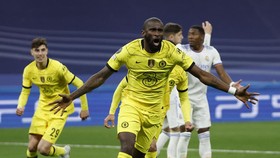 Rudiger Resmi Gabung Real Madrid