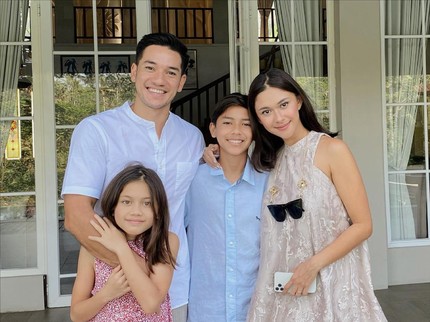 Nikah Muda, Ini Kunci Harmonis Nana Mirdad dan Andrew White Selama 16 Tahun