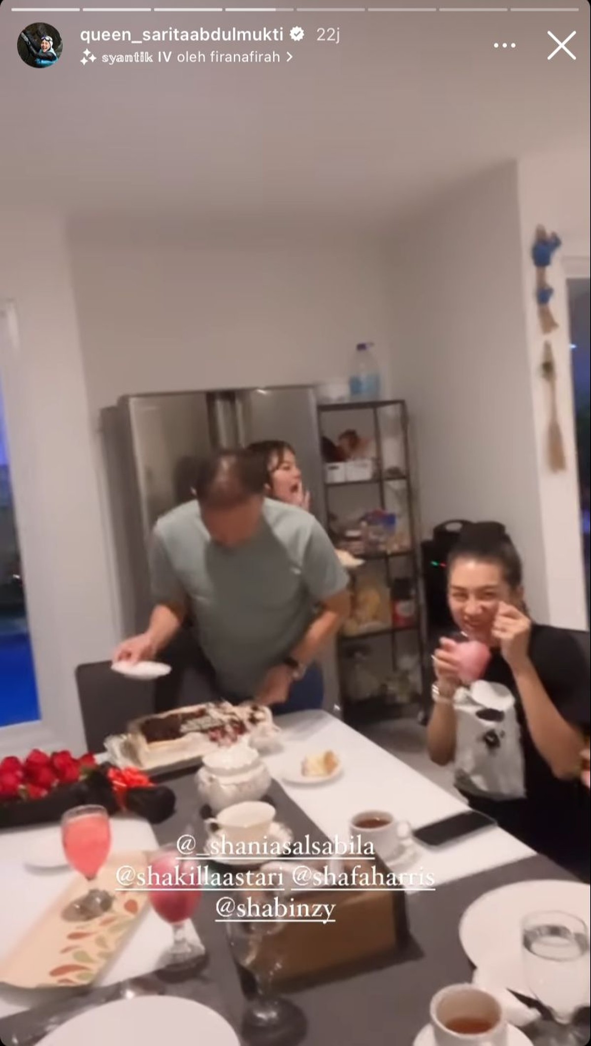 Sarita Abdul Mukti rayakan ulang tahun Faisal Harris