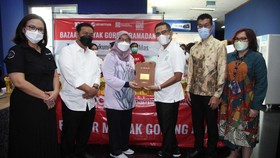Sinar Mas - Transmedia Berkolaborasi Gelar Bazar Minyak Goreng Ramadan