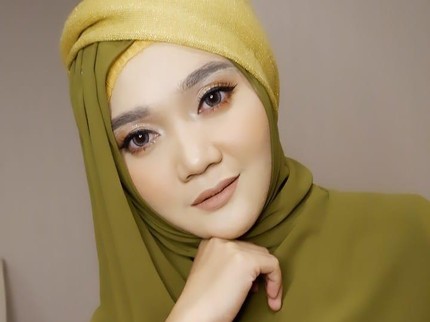 Kisah Sulis Kini Bahagia dengan Suami Baru