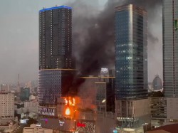 Pengelola Sebut Kebakaran Tunjungan Plaza 5 Berasal dari Lantai Lima