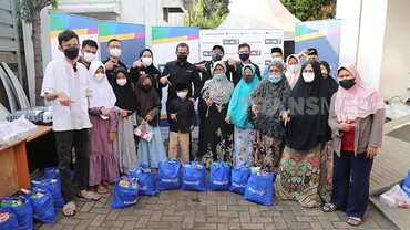 img-title TRANS7 Peduli Beri Bantuan Dhuafa dan Anak Yatim