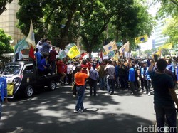 Kondisi Terkini Unjuk Rasa Mahasiswa di DPRD Sumut